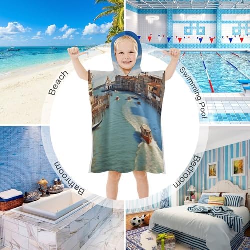 Kids Hooded Bath Towel with Grand Canal Italy Print
