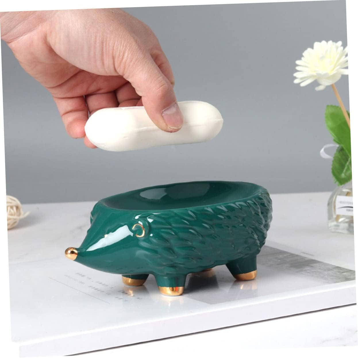 GLEAVI Cartoon Ceramic Hedgehog Soap Holder