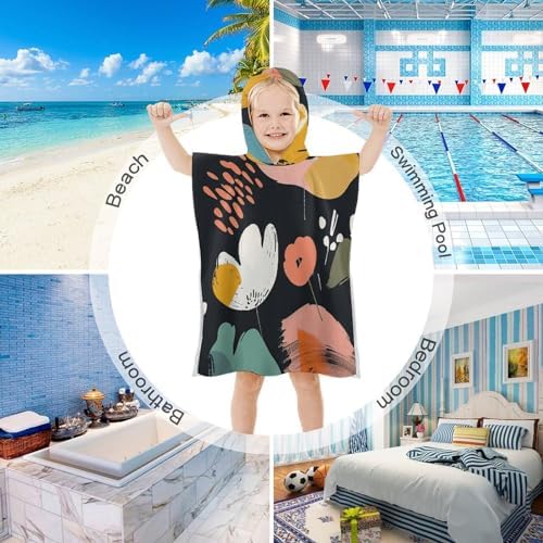 Kids Hooded Beach Towel with Abstract Flowers Print