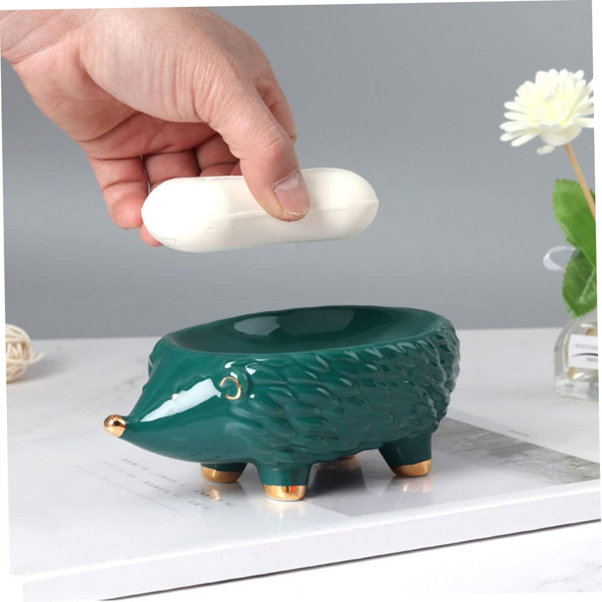 Healifty Ceramic Hedgehog Soap Holder with Drainage