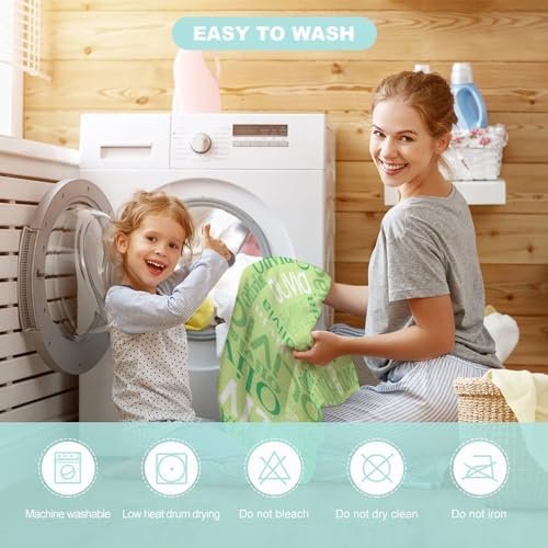 Husguciy Personalized Hooded Bath Towel for Kids Light Green
