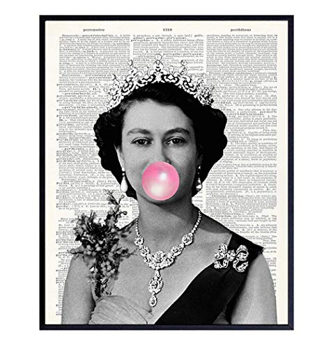 Queen Elizabeth Blowing Bubbles Funny Wall Art Print 8x10