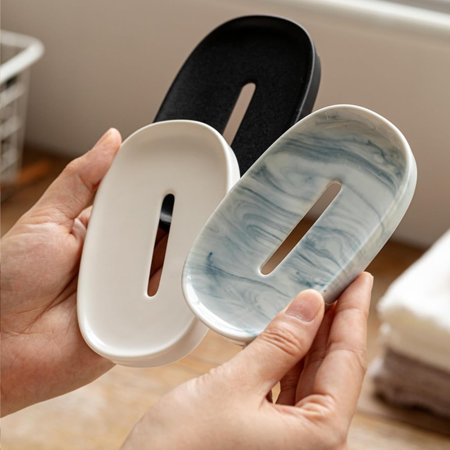 Ceramic Soap Dish with Drain and Easy Cleaning