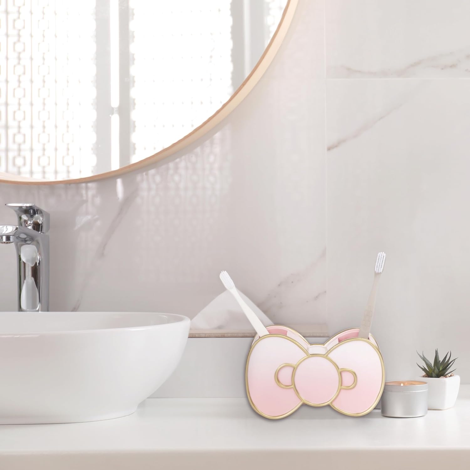Jay Franco Hello Kitty Bow Toothbrush Holder - Pink Resin Pencil Holder