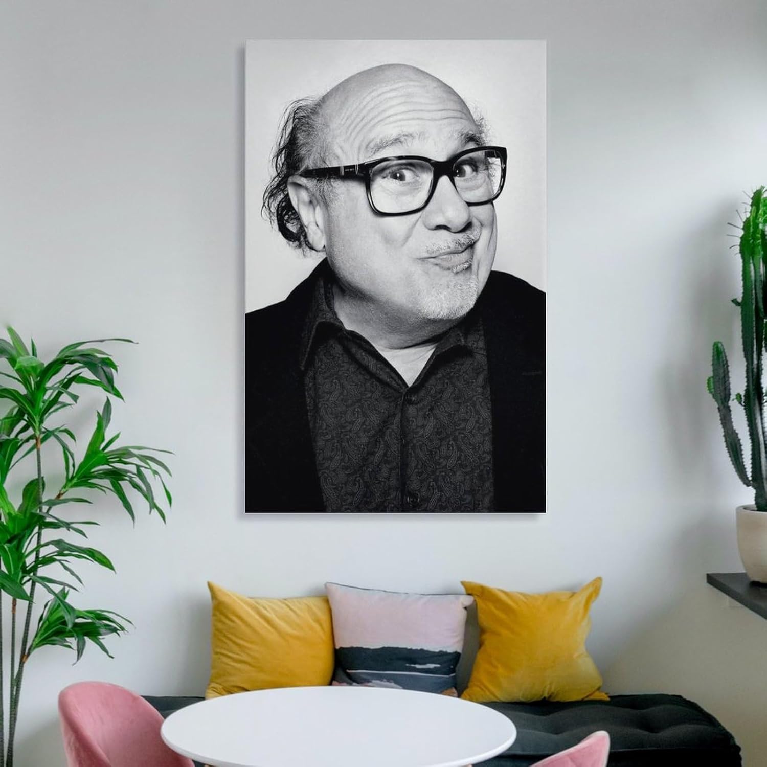 Danny DeVito Actor Poster Frame-style 12x18inch