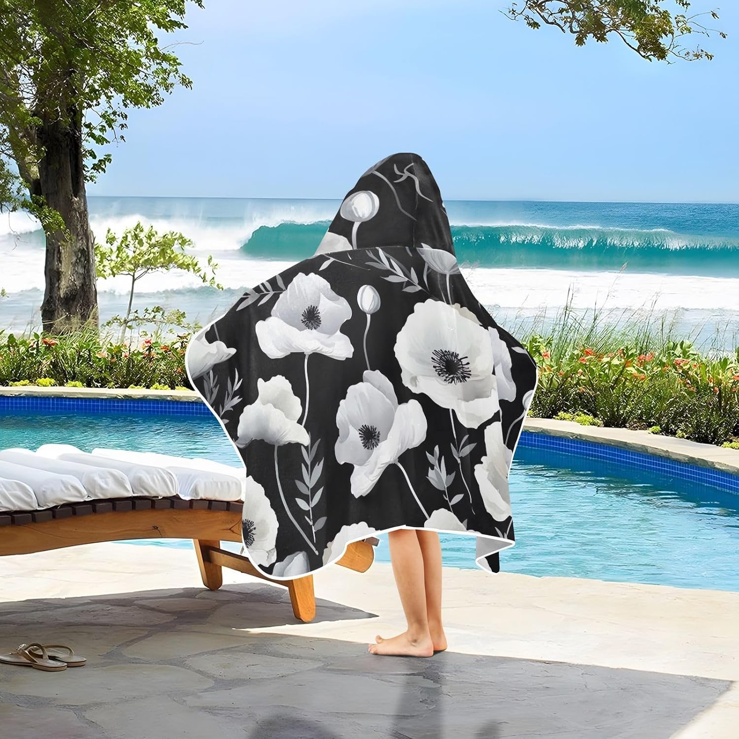 J JOYSAY White Hooded Kids Beach Towel