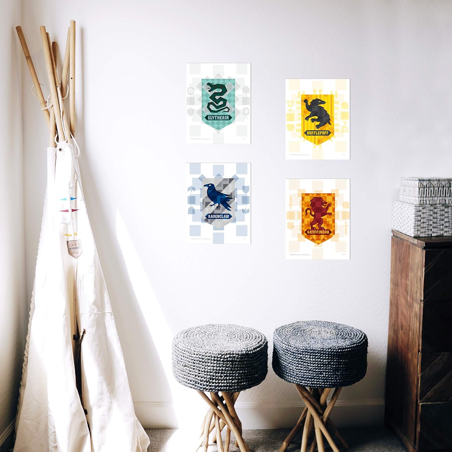 TRENDYPRINT Hogwarts House Flags Set of Four Wall Art