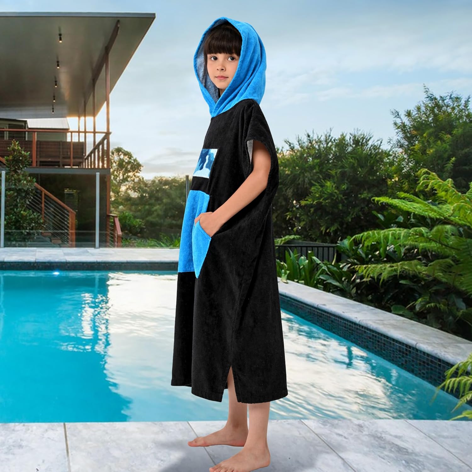 VOOVA MOVAS Black Cotton Hooded Towel for Teens