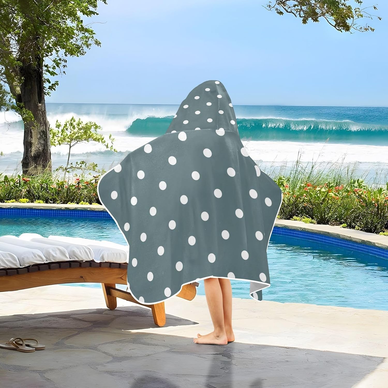 GAIGEO White Polka Dots Kids Beach Towel
