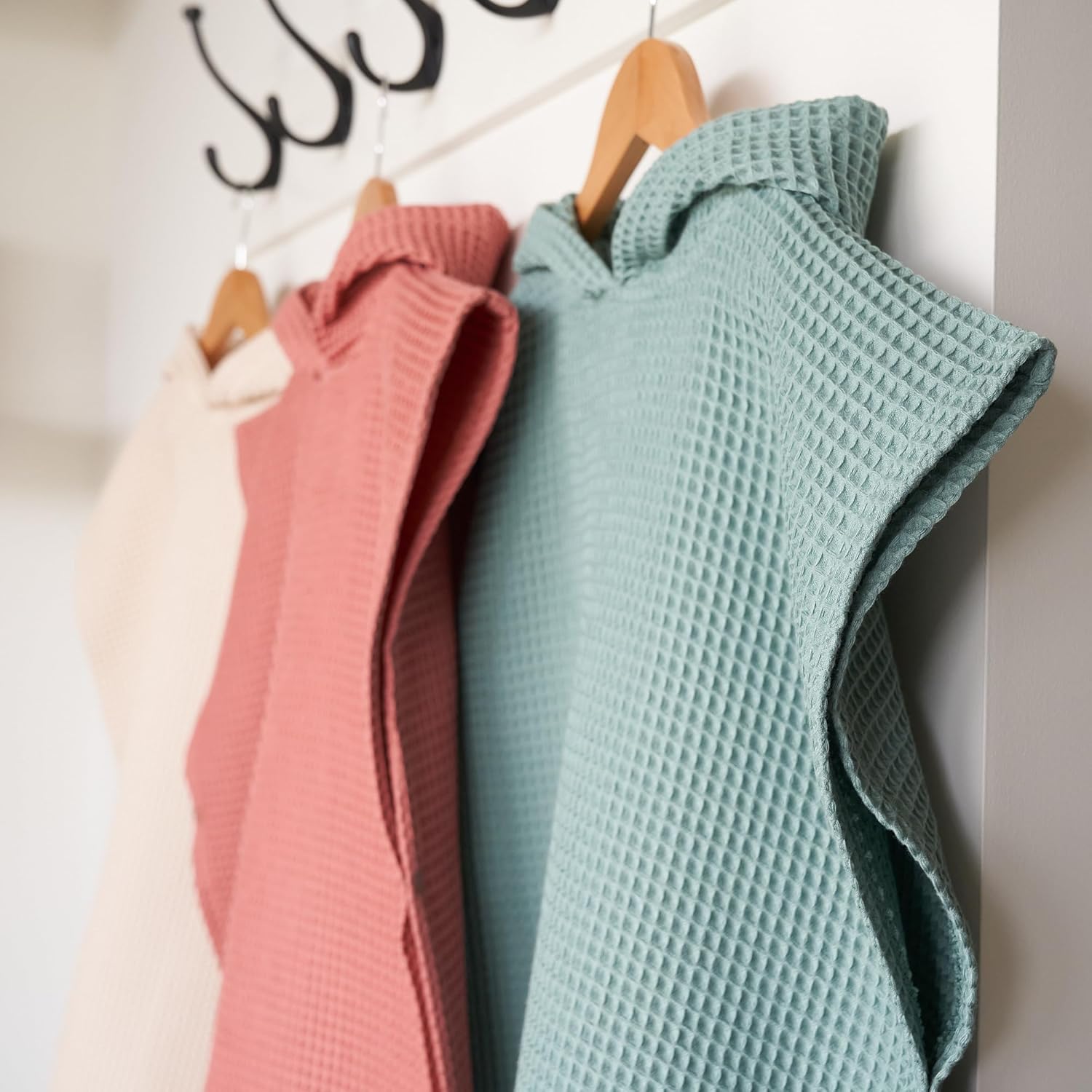 ZICOTO Soft Hooded Beach Towel for Kids 1