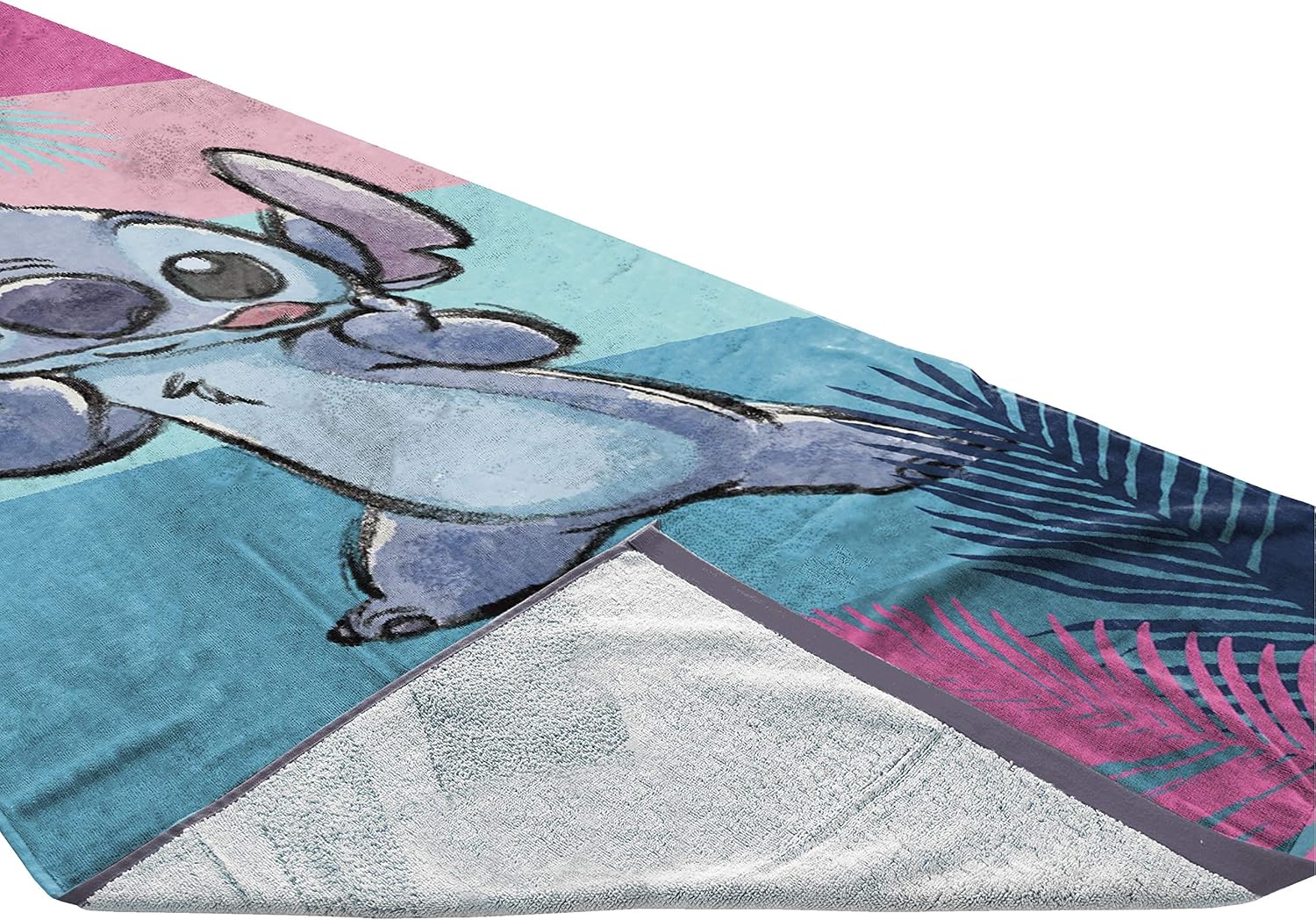 Jay Franco Disney Lilo and Stitch Kids Towel